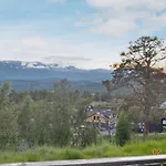 5 Person In Rauland-by Traum *